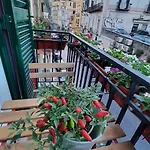 Palazzetto Di Neubourg * Neapol