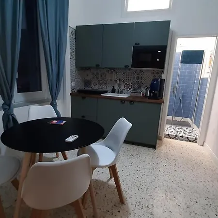 Palazzetto Di Neubourg Apartment