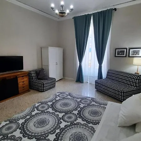 Palazzetto Di Neubourg *